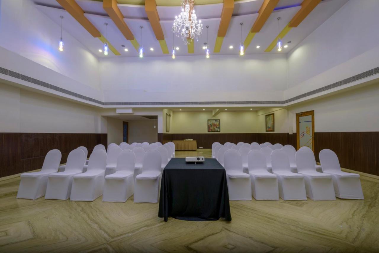 Отель The Fern Residency - Yeshwanthpur Бангалор Экстерьер фото