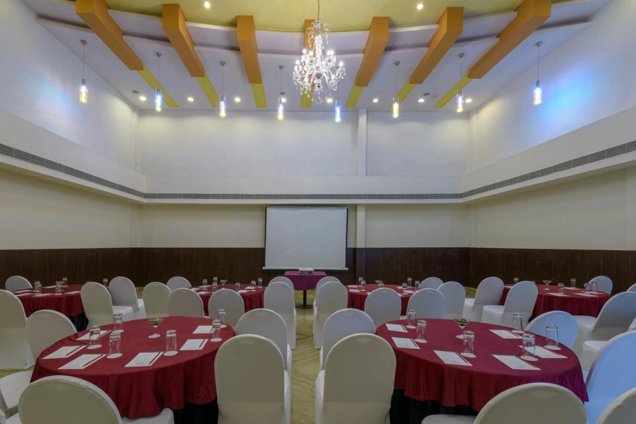 Отель The Fern Residency - Yeshwanthpur Бангалор Экстерьер фото